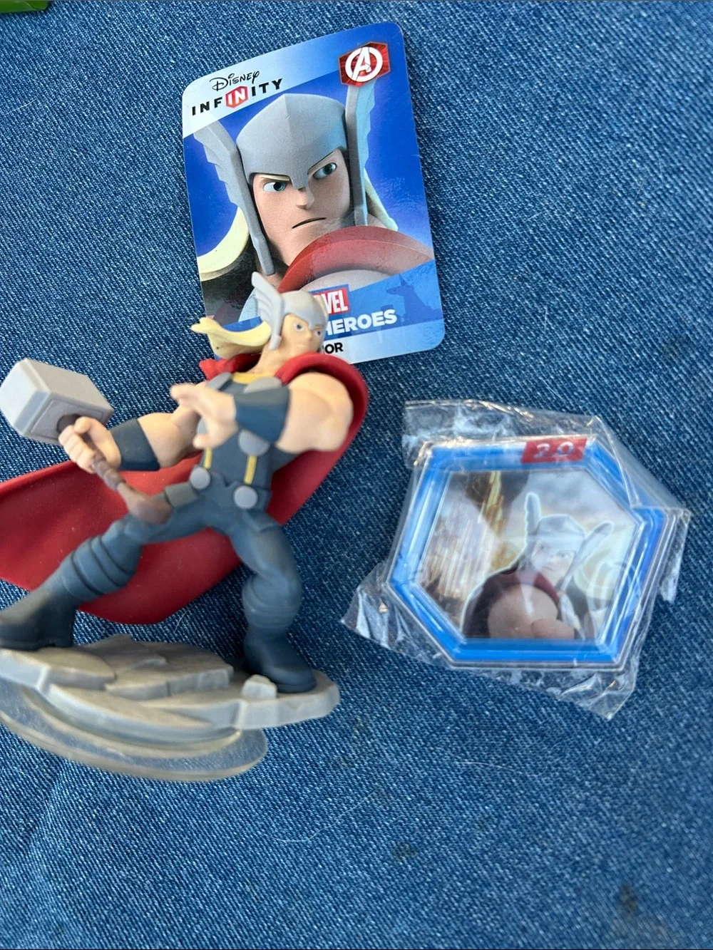 Disney Infinity Bundle/  2.0 game/Game Portal/ Thor character, all brand new!